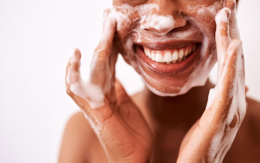 Bad skin advice lady washing face